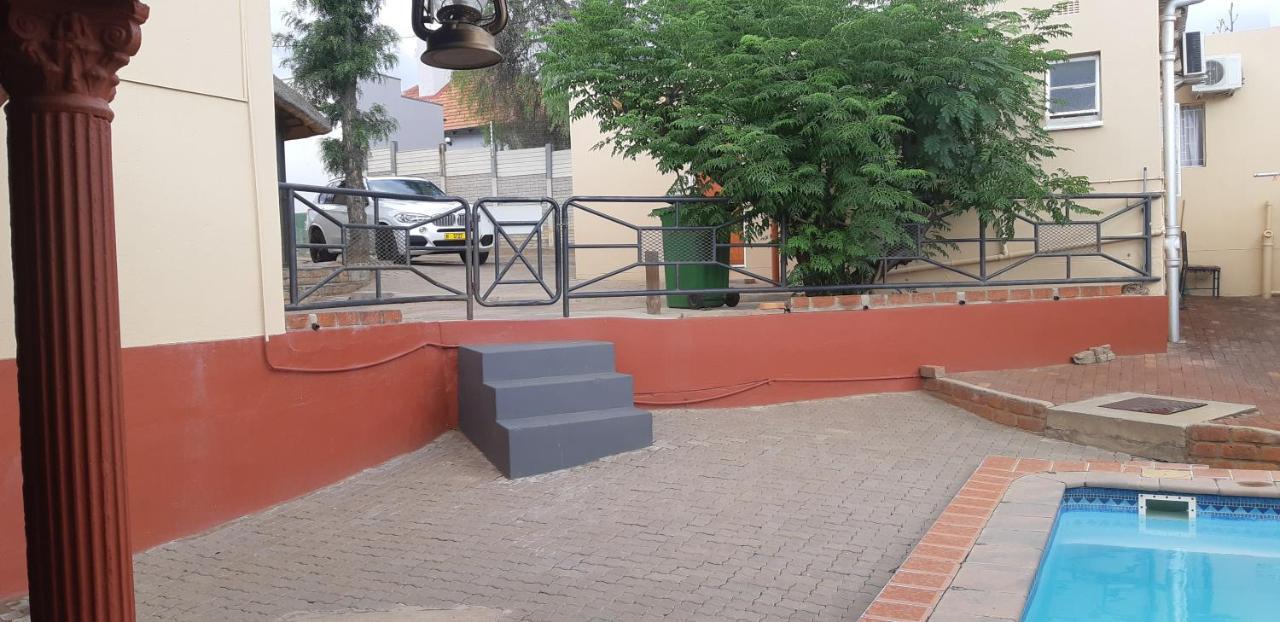 African Sky Guesthouse Windhoek Exterior foto